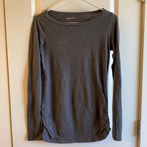 Gap maternity long sleeve shirt